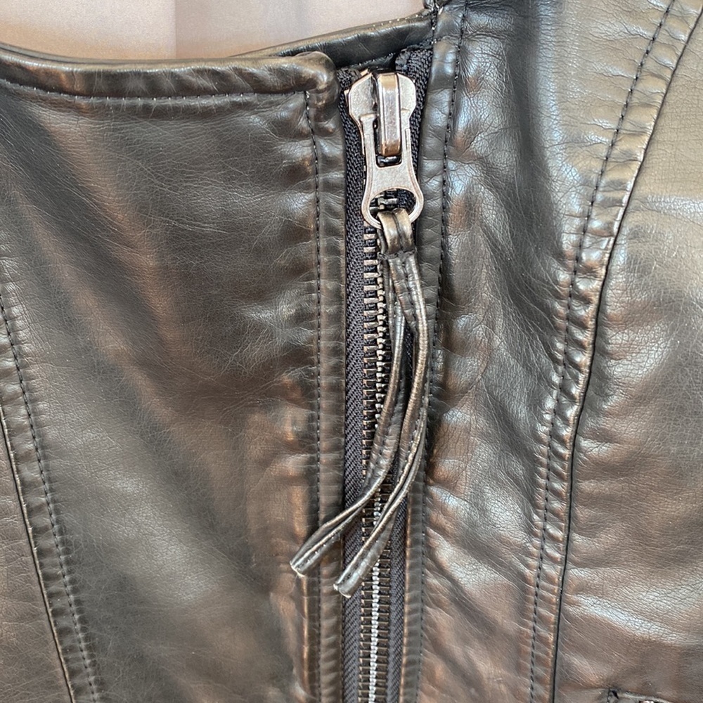 Free People black moto jacket in size XS NWOT. - Picture 6 of 8